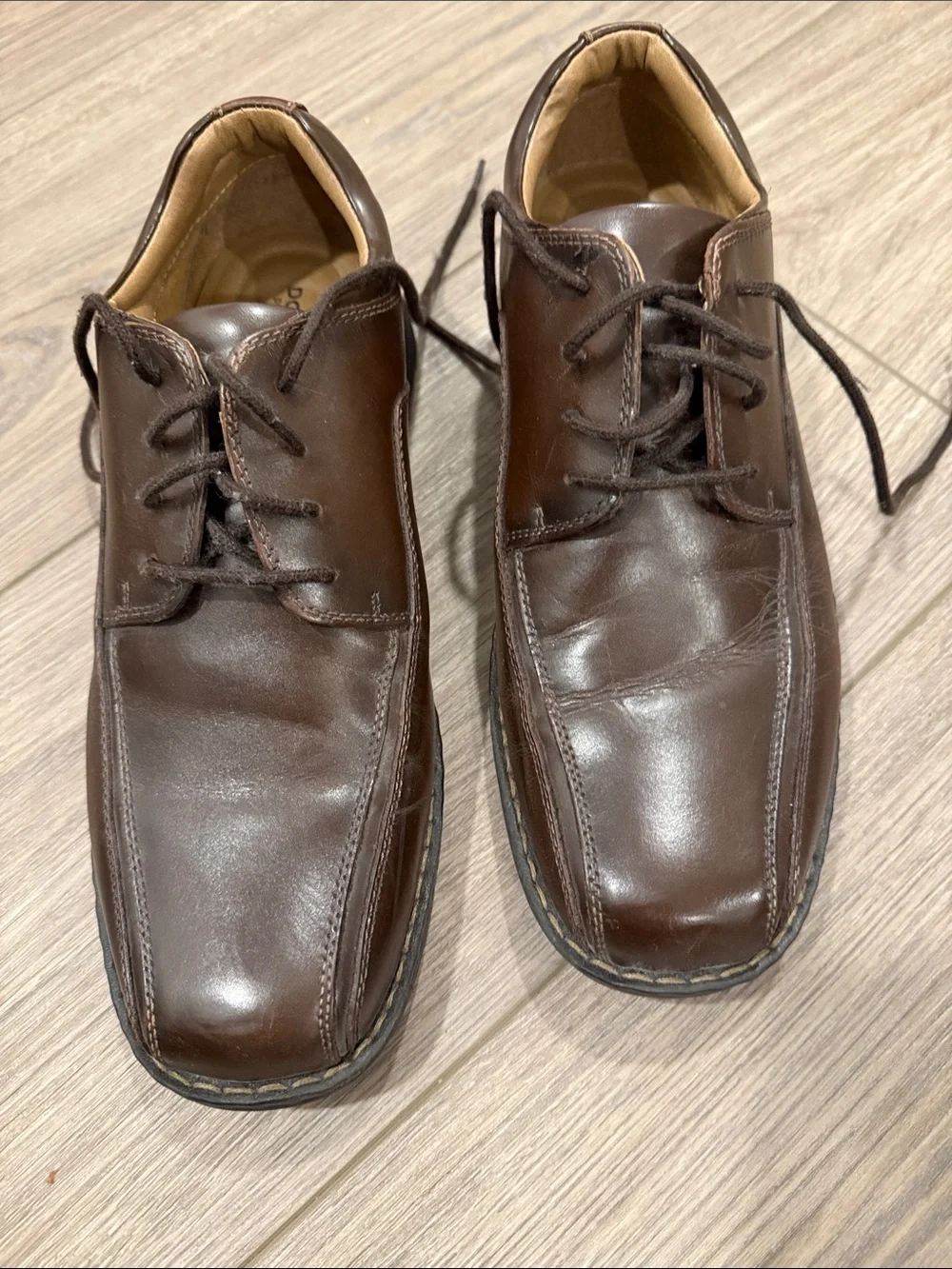 Dockers leather upper